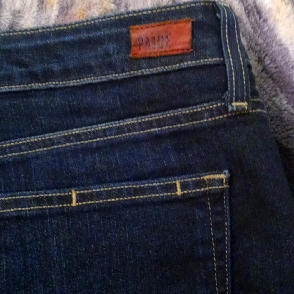 Shorts - Picture 3 of 4